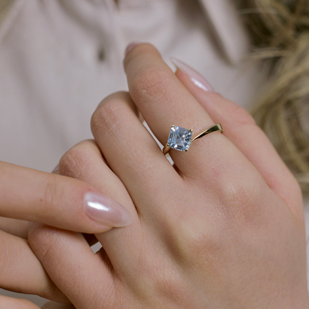 14K Solid Gold Blue Aquamarine Ring