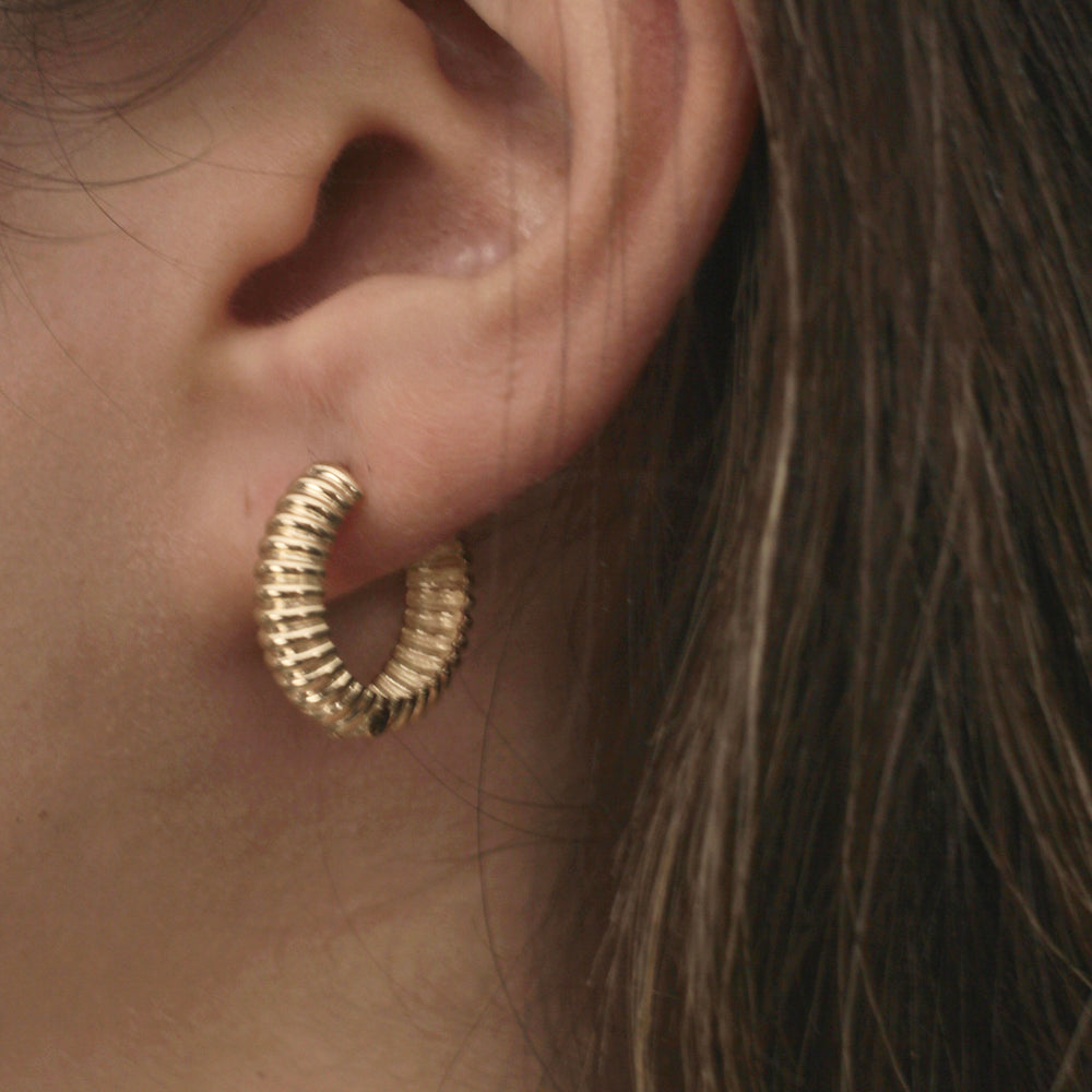 Circle Serrated Round Hoop Earrings