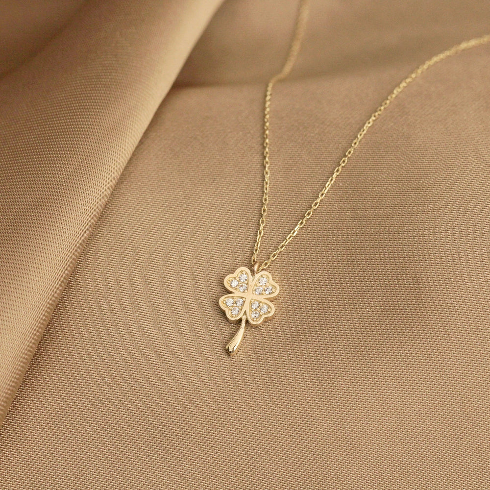 925 Sterling Silver Small Clover Necklace